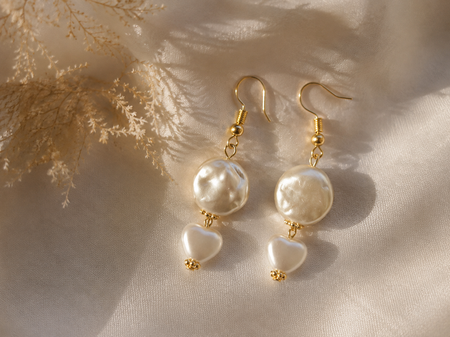 Amour Pearl Earrings