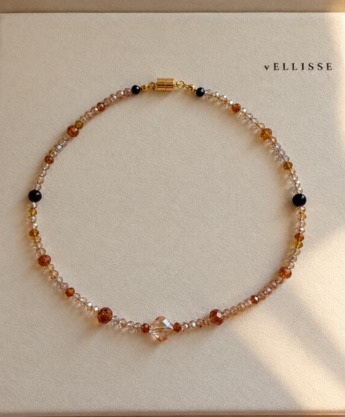 Aurelia Chocker