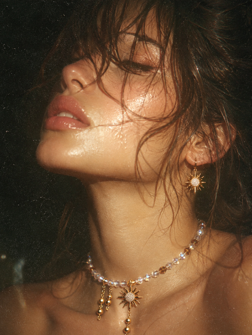 Set of Sun choker and Earrings